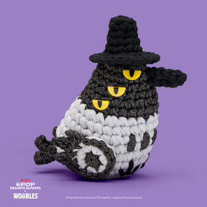 KPop Demon Hunters Side-Eye Superstar Bundle